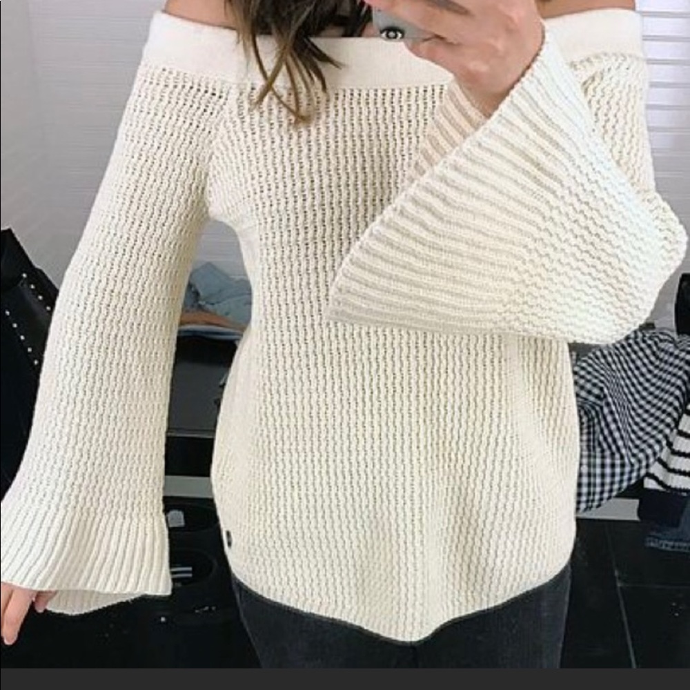 Abercrombie & Fitch Open Shoulder Sweater